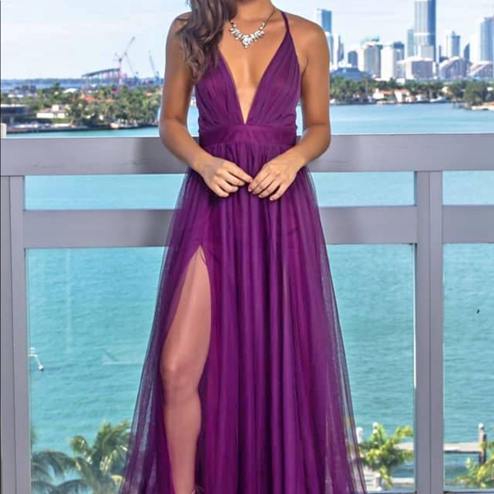 Formal Gown (size M)